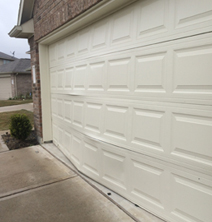 Garage Door in Hicksville 
